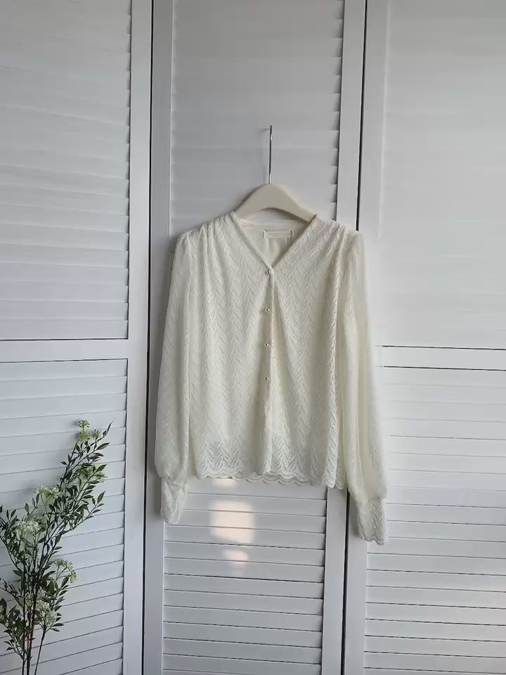 HELLO MILK TEE- 85664 珍珠扣小衫