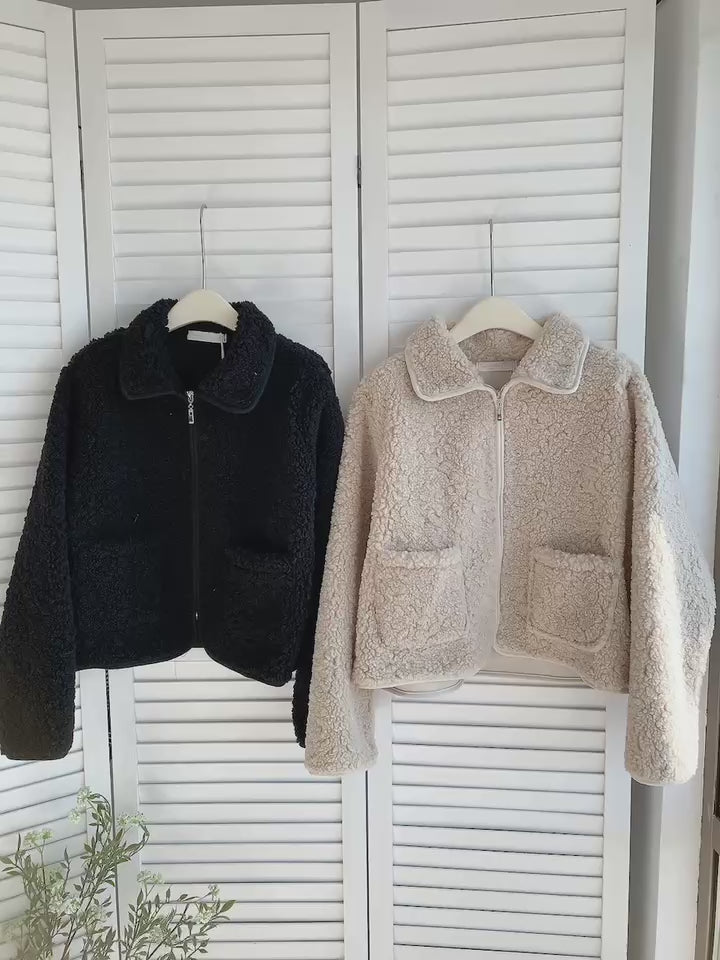 HELLO MILK TEE- 85820 毛絨外套