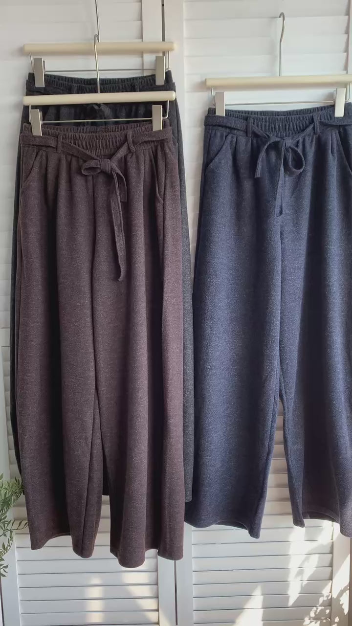 HELLO MILK TEE- 85611 毛呢長褲