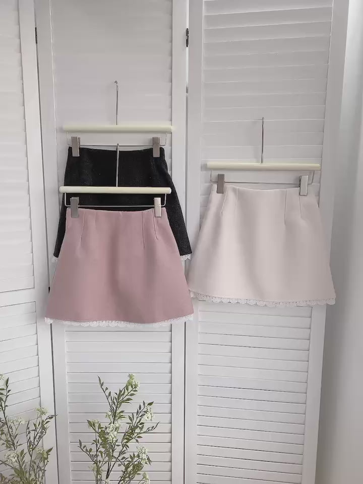 HELLO MILK TEE- 85575 蕾絲邊短裙