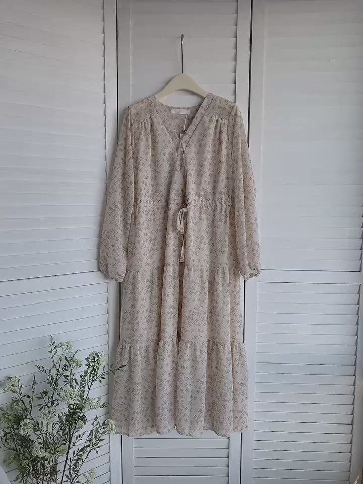 HELLO MILK TEE-85571 碎花連衣裙