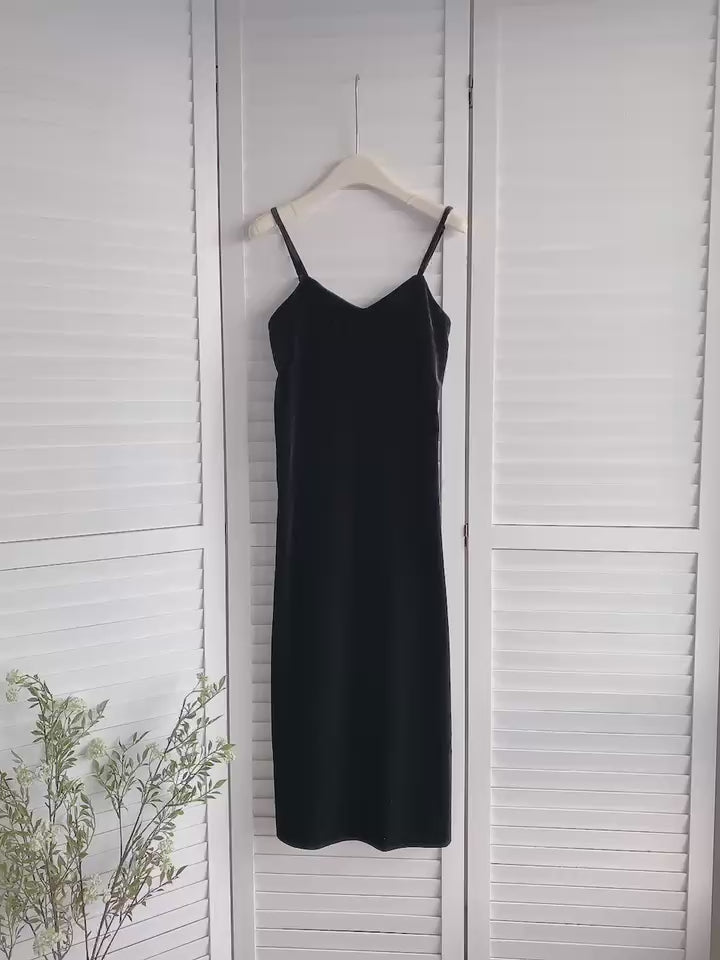 HELLO MILK TEE- 85839 氣質吊帶裙