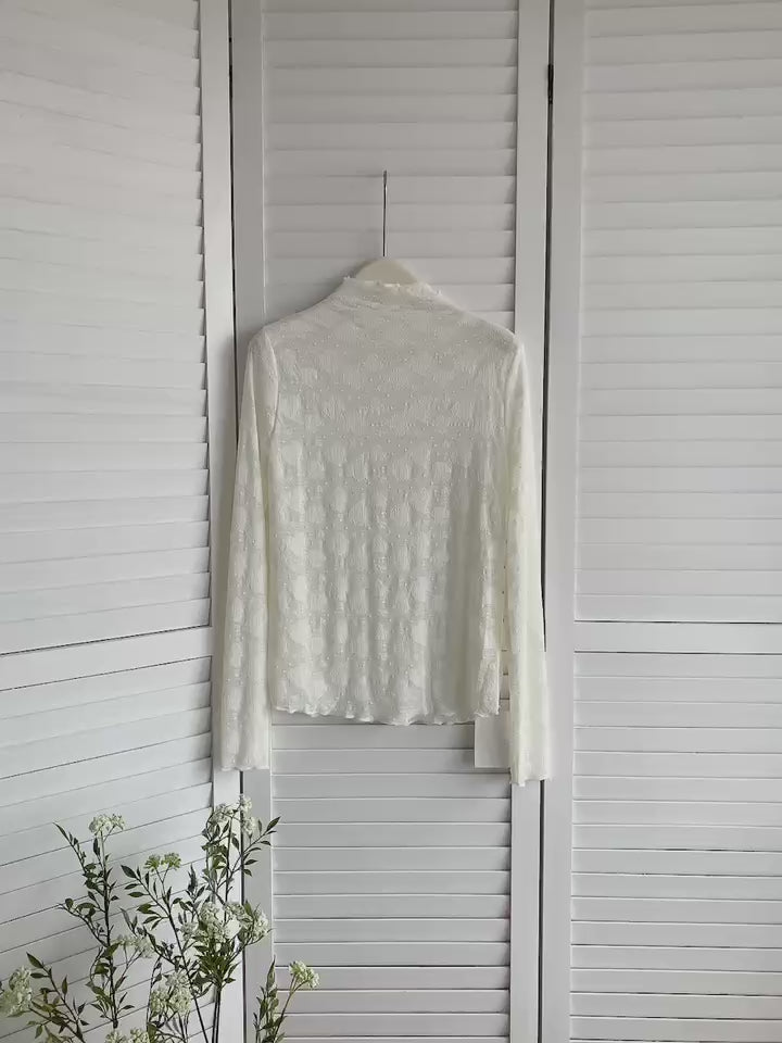 HELLO MILK TEE- 85536 蕾絲愛心衫