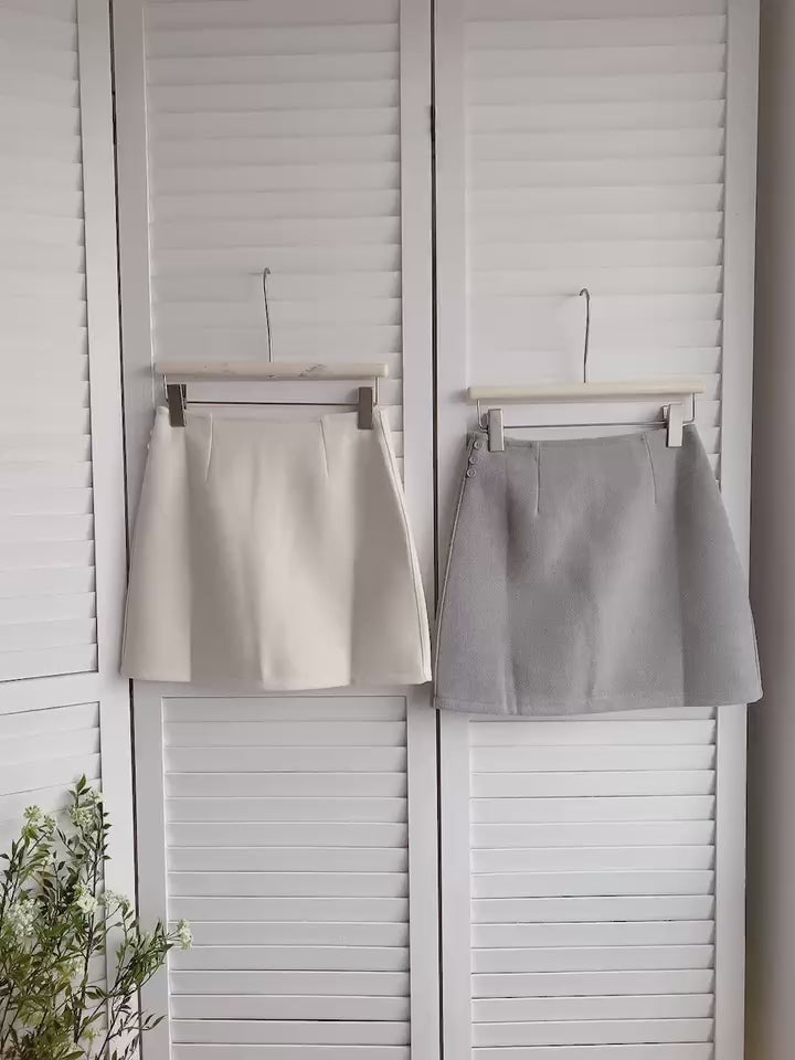 HELLO MILK TEE- 85738 質感短裙