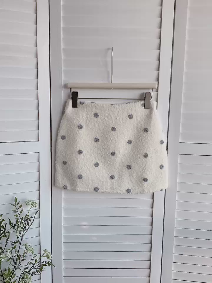 HELLO MILK TEE- 85722 波點半裙